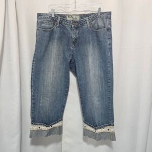 Womens sz 12 Lace crochet Trim Capri Jeans Medium Wash Blue Denim  wide leg boho
